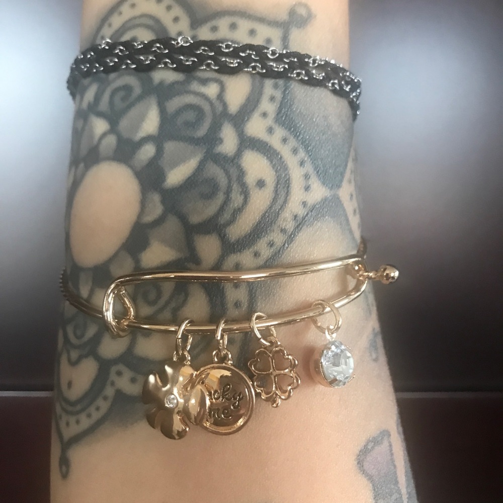 *Lucky 🍀 Me Charm Bracelet